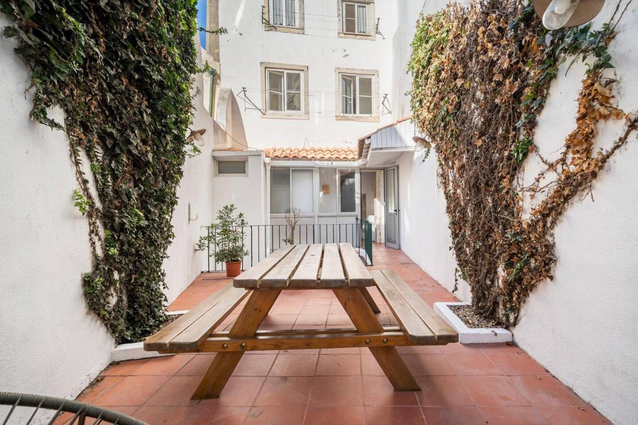 Combro By Patio 25 Apartment Lisbon Bagian luar foto