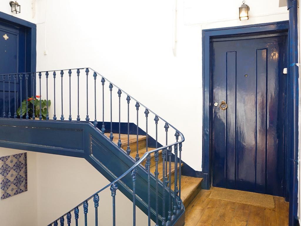 Combro By Patio 25 Apartment Lisbon Bagian luar foto
